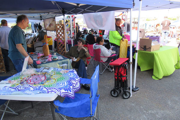 Local and Outsider Businesses Come Together at Stockmarket